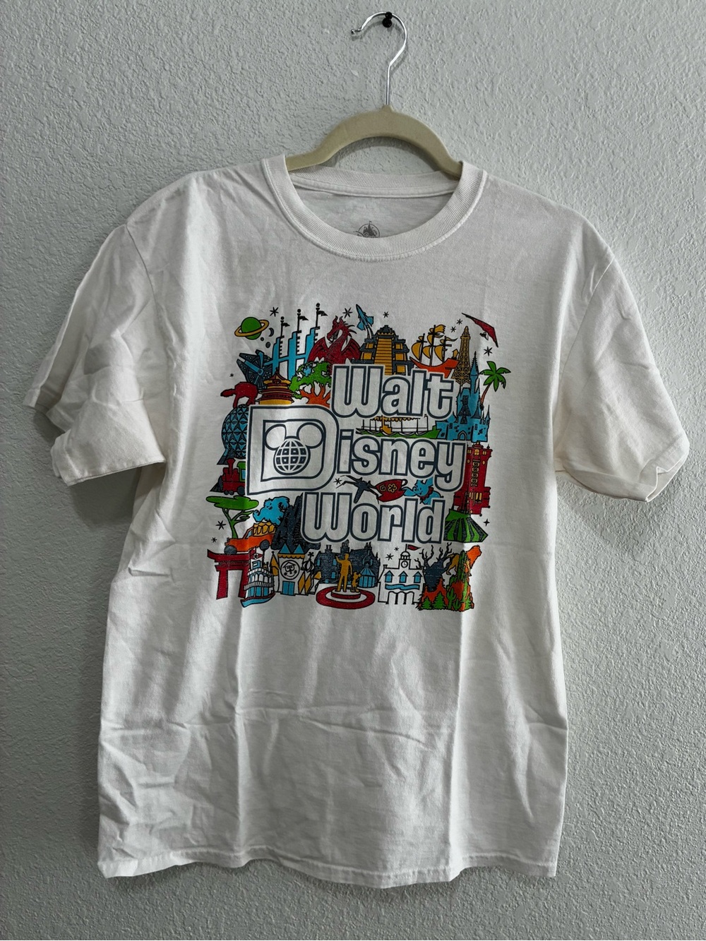 Disney White Short Sleeve Walt Disney World Graphic Tee